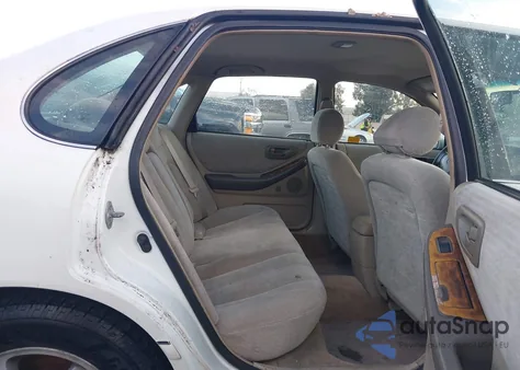 1999 Toyota Avalon Xl z USA, uszkodzony, nr VIN 4T1BF18B9XU334884